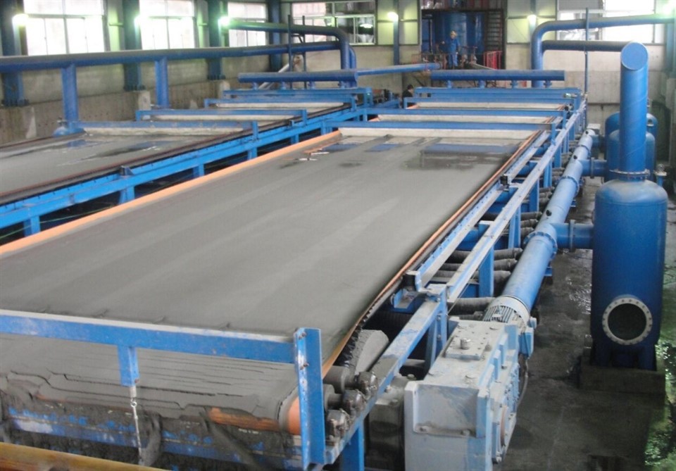Mineral Processing Slurry Separator Belt Vacuum Filter Supplier